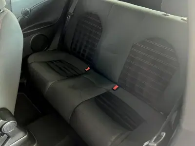 Alfa Romeo MiTo 2016 - 8900 EUR, 137500 km - AUTO.MOTO.pt - 137500km - foto 48 de 96