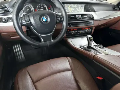 BMW 520 2012 - 17999 EUR, 200000 km - AUTO.MOTO.pt - 200000km - foto 20 de 35