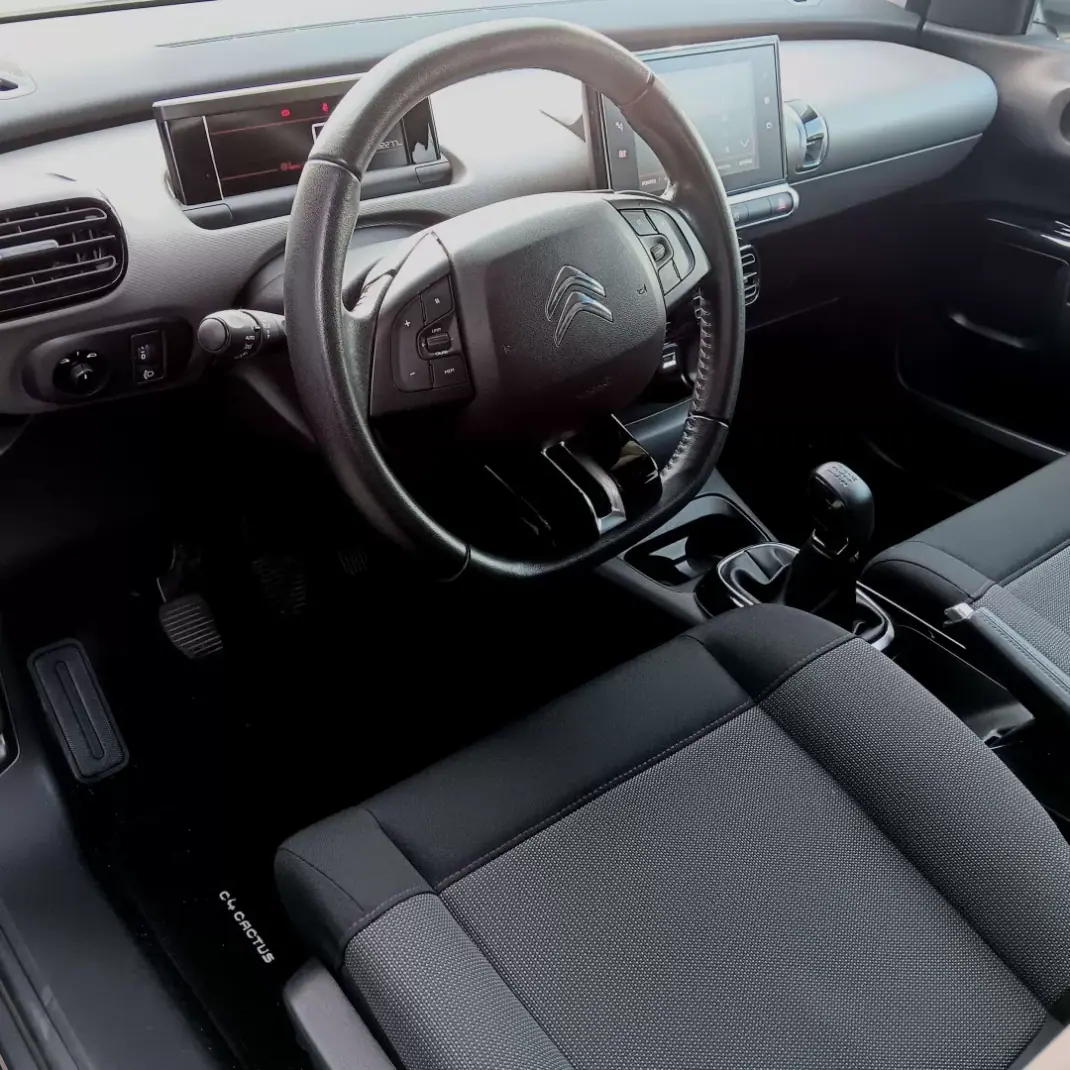 Citroën C4 Cactus 2018 - 11900 EUR, 132271 km - AUTO.MOTO.pt - 132271km - foto 10 de 18