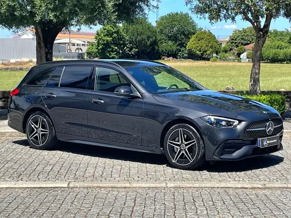 Mercedes-Benz C 300 2024 - 47850 EUR, 49000 km - AUTO.MOTO.pt - 49000km - foto 4 de 37