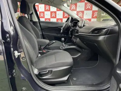 Fiat Tipo Station Wagon 2017 - 10990 EUR, 176247 km - AUTO.MOTO.pt - 176247km - foto 12 de 19