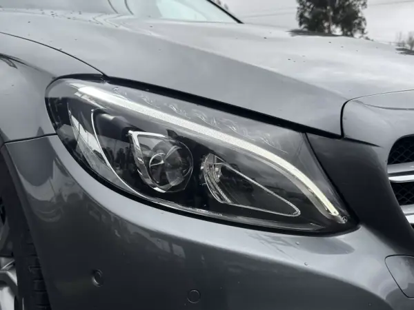 Mercedes-Benz C 200 2016 - 18990 EUR, 156000 km - AUTO.MOTO.pt - 156000km - foto 9 de 28