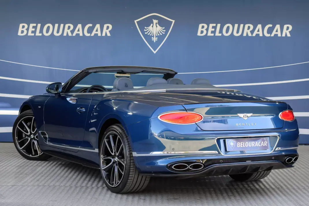 Bentley Continental GTC 2021 - 250000 EUR, 19562 km - 19562km - foto 7 de 28