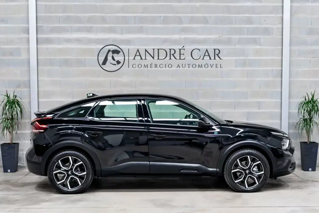Citroën e-C4 2024 - 22950 EUR, 9452 km - AUTO.MOTO.pt - 9452km - foto 5 de 53