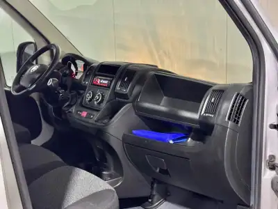 Fiat Ducato Maxi 2.3 130 2019 - 23990 EUR, 81877 km - AUTO.MOTO.pt - 81877km - foto 12 de 16