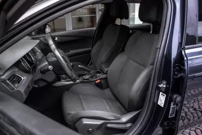 Peugeot 508 SW 2018 - 9900 EUR, 156362 km - AUTO.MOTO.pt - 156362km - foto 25 de 37