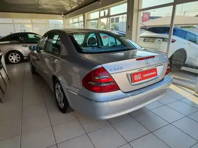 Mercedes-Benz E 220 2003 - 5500 EUR, 500000 km - AUTO.MOTO.pt - 500000km - foto 7 de 37