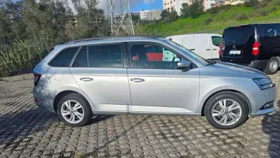 Skoda Fabia Break 2021 - 14200 EUR, 67411 km - AUTO.MOTO.pt - 67411km - foto 16 de 22
