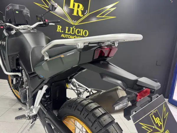 Kove Moto 800X Pro 2025 - 7990 EUR, 0 km - AUTO.MOTO.pt - foto 18 de 28