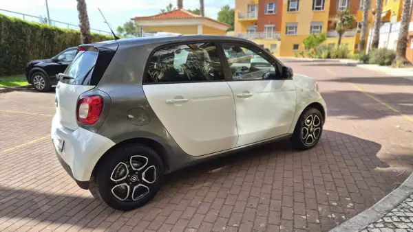 Smart ForFour 2018 — photo 3 of 13