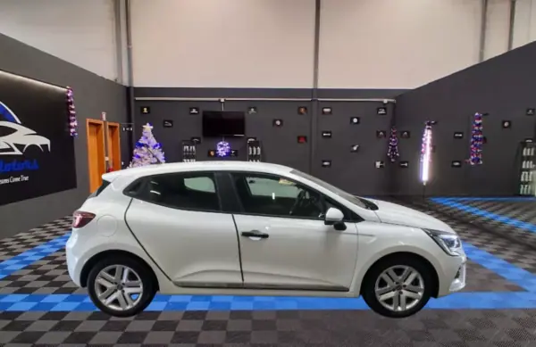Renault Clio 2021 - 15490 EUR, 50251 km - AUTO.MOTO.pt - 50251km - foto 3 de 14