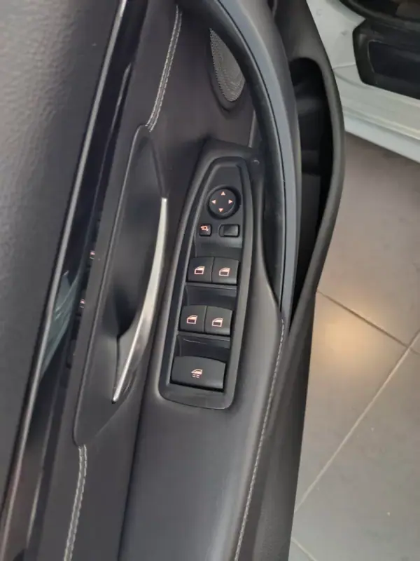 BMW M4 2015 - 56000 EUR, 72000 km - AUTO.MOTO.pt - 72000km - foto 51 de 55