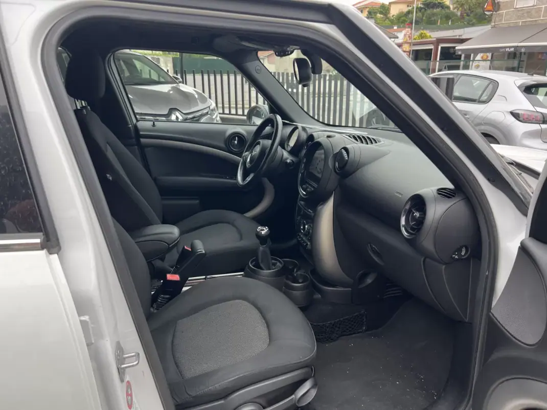 MINI Countryman 2014 - 11900 EUR, 174000 km - 174000km - foto 15 de 18