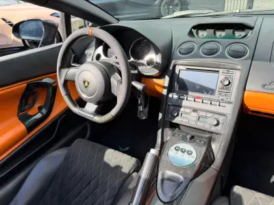 Lamborghini Gallardo 2006 - 145000 EUR, 63000 km - AUTO.MOTO.pt - 63000km - foto 12 de 20