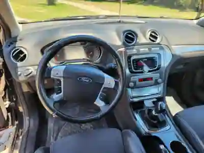 Ford Mondeo SW 2009 - 6900 EUR, 155100 km - AUTO.MOTO.pt - 155100km - foto 5 de 15