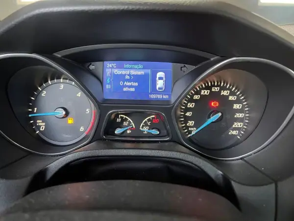 Ford Focus SW 2014 - 6900 EUR, 169769 km - 169769km - foto 11 de 18