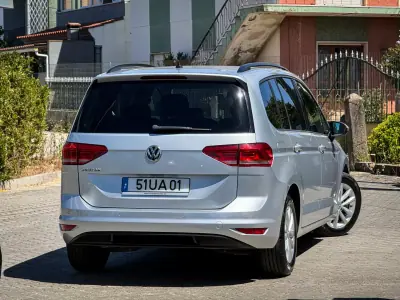 Volkswagen Touran 2017 - 13990 EUR, 198000 km - AUTO.MOTO.pt - 198000km - foto 2 de 13