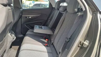 Peugeot 3008 2018 - 19900 EUR, 156128 km - 156128km - foto 13 de 49
