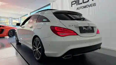 Mercedes-Benz CLA 200 2015 - 19490 EUR, 142879 km - AUTO.MOTO.pt - 142879km - foto 6 de 32