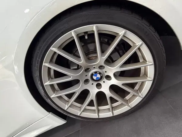 BMW 418 2015 - 22000 EUR, 240000 km - AUTO.MOTO.pt - 240000km - foto 7 de 14