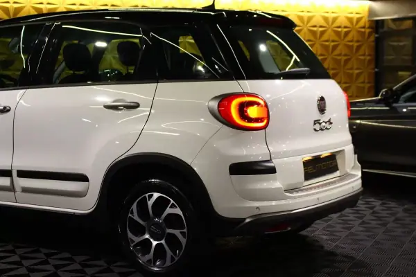 Fiat 500L 2019 - 10890 EUR, 120000 km - AUTO.MOTO.pt - 120000km - foto 12 de 25