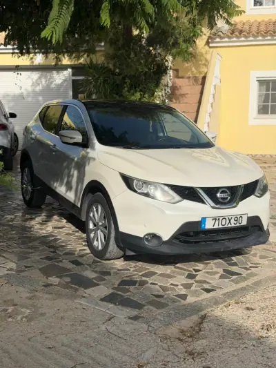 Nissan Qashqai 2014 - 13900 EUR, 167089 km - 167089km - foto 1 de 9