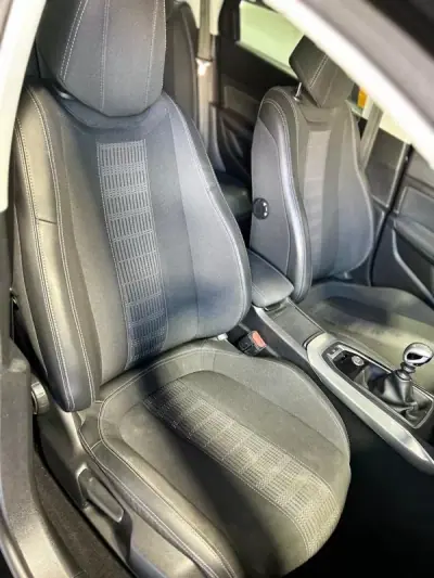 Peugeot 308 SW 2018 - 11500 EUR, 155853 km - AUTO.MOTO.pt - 155853km - foto 11 de 38