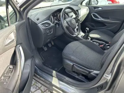 Opel Astra Sports Tourer 2019 - 12000 EUR, 101425 km - 101425km - foto 5 de 16