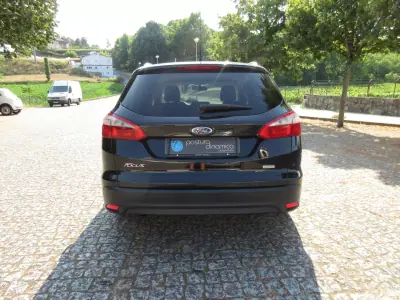 Ford Focus SW 2013 - 6990 EUR, 210000 km - 210000km - foto 7 de 28