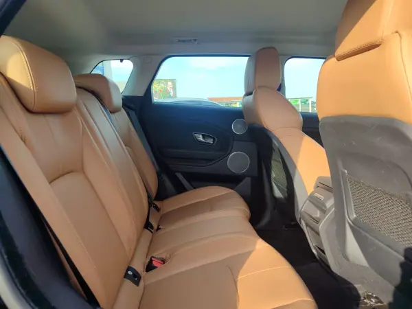 Land Rover Range Rover Evoque 2019 - 20900 EUR, 150000 km - AUTO.MOTO.pt - 150000km - foto 16 de 23