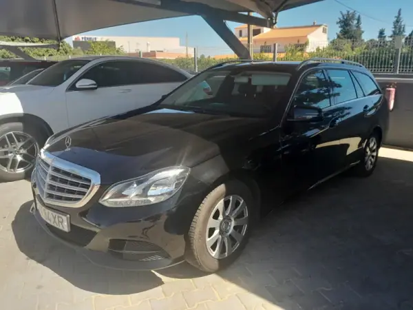 Mercedes-Benz E 200 2016 - 20900 EUR, 180000 km - AUTO.MOTO.pt - 180000km - foto 2 de 10