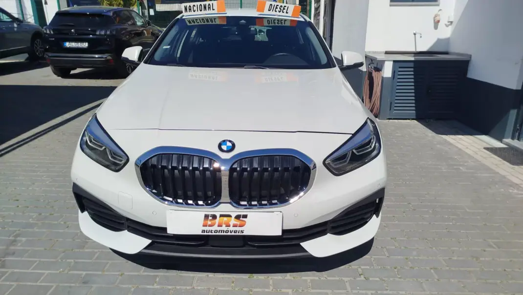 BMW 116 2023 - 26950 EUR, 51182 km - AUTO.MOTO.pt - 51182km - foto 1 de 18