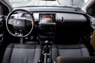 Citroën C4 Cactus 2019 - 9790 EUR, 189313 km - AUTO.MOTO.pt - 189313km - foto 35 de 41