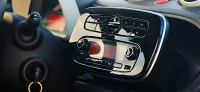 Smart ForFour 2017 - 8990 EUR, 86252 km - foto 6 de 9