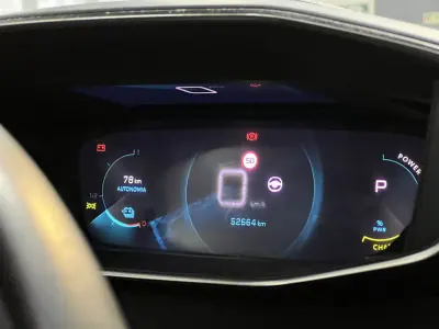 Peugeot e-2008 2020 - 18990 EUR, 50000 km - AUTO.MOTO.pt - 50000km - foto 35 de 51