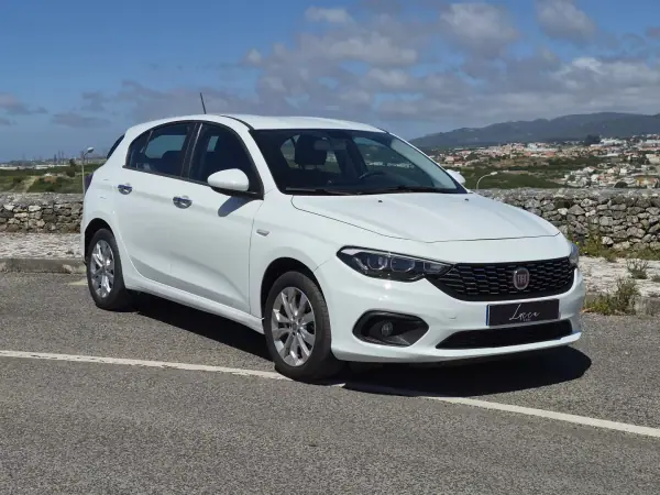 Fiat Tipo Station Wagon 2019 - 9990 EUR, 96572 km - AUTO.MOTO.pt - 96572km - foto 3 de 24