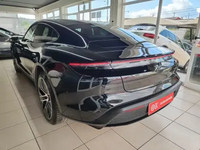 Porsche Taycan 2020 - 61500 EUR, 54000 km - AUTO.MOTO.pt - 54000km - foto 9 de 37