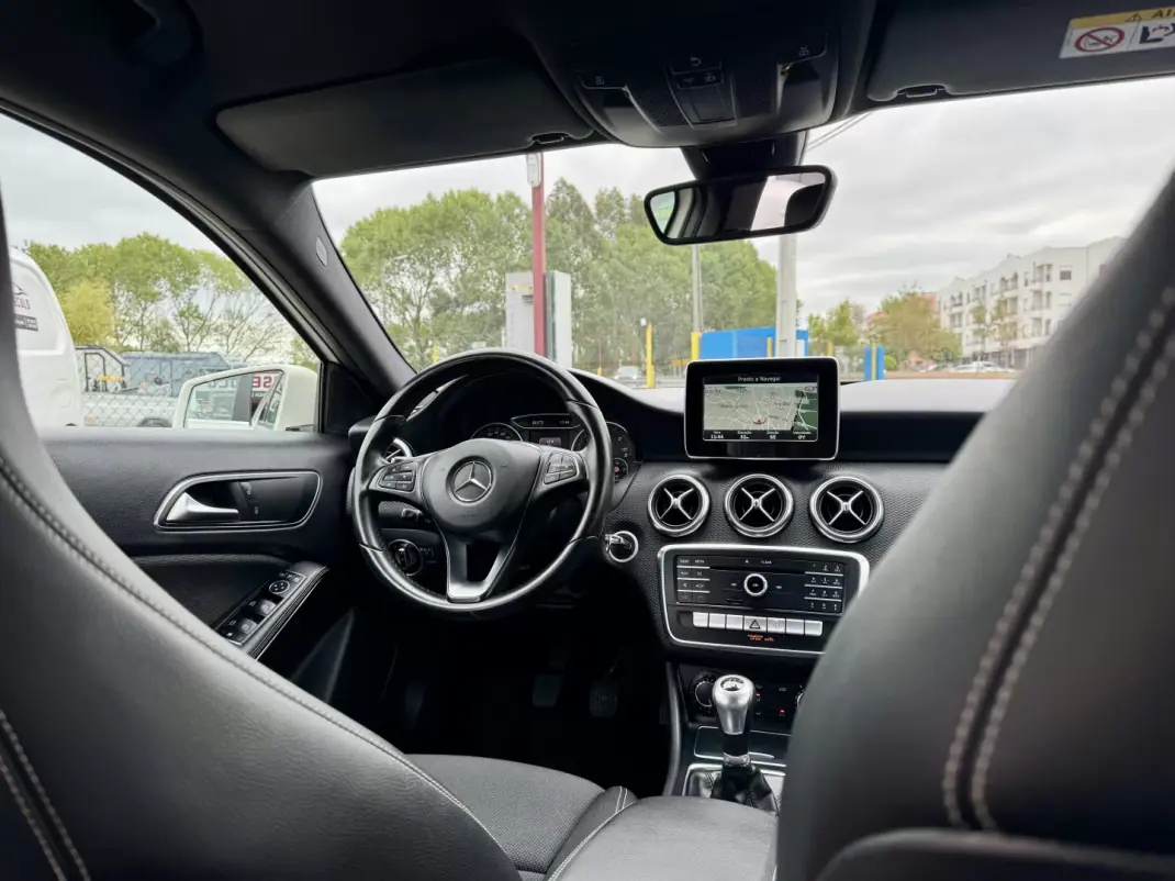 Mercedes-Benz A 180 2015 - 14750 EUR, 176972 km - 176972km - foto 19 de 30