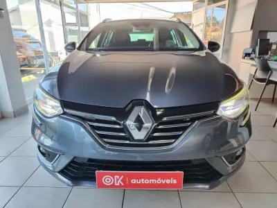 Renault Mégane Sport Tourer 2019 - 13750 EUR, 155000 km - AUTO.MOTO.pt - 155000km - foto 3 de 35