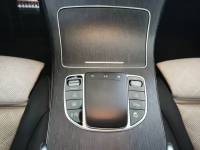 Mercedes-Benz GLC 220 2020 - 38950 EUR, 249800 km - AUTO.MOTO.pt - 249800km - foto 29 de 64