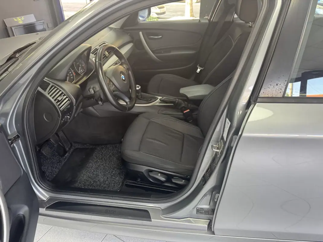 BMW 118 2010 - 9500 EUR, 241971 km - AUTO.MOTO.pt - 241971km - foto 19 de 28