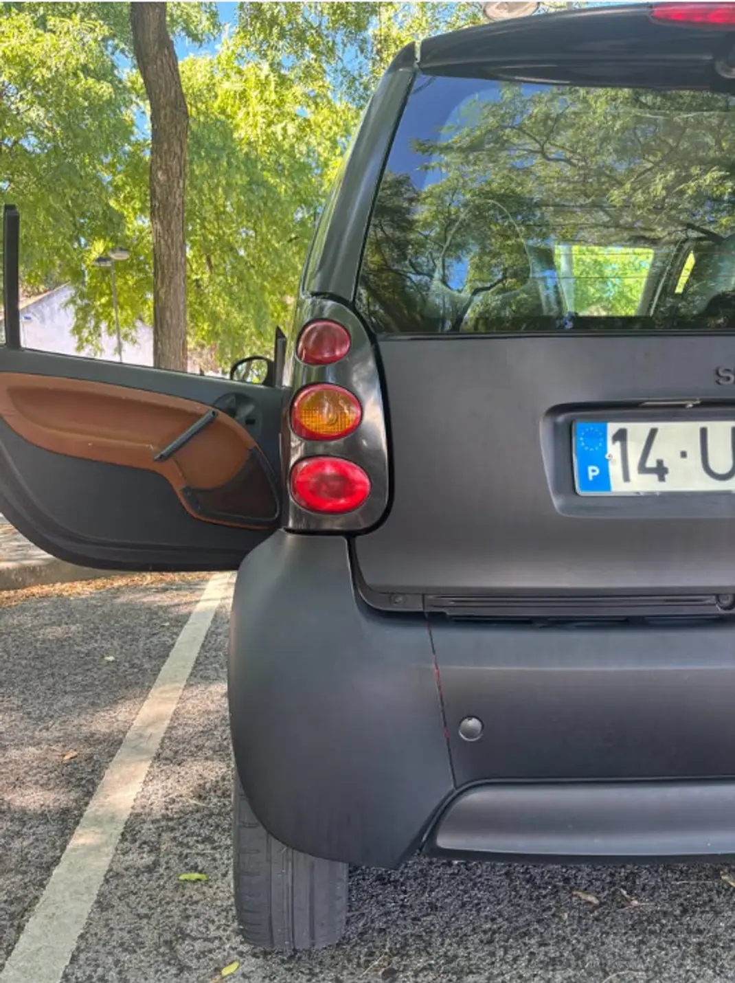 Smart ForTwo Coupé 2004 - 3000 EUR, 185500 km - AUTO.MOTO.pt - 185500km - foto 3 de 10
