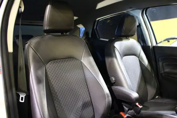 Ford EcoSport 2017 - 10700 EUR, 125000 km - AUTO.MOTO.pt - 125000km - foto 16 de 24