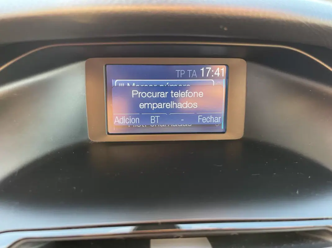 Ford Focus 2013 - 9990 EUR, 186235 km - AUTO.MOTO.pt - 186235km - foto 15 de 23