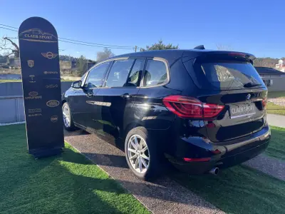 BMW 216 Gran Tourer 2015 - 13900 EUR, 145000 km - AUTO.MOTO.pt - 145000km - foto 10 de 53