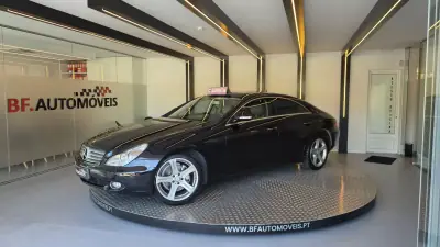 Mercedes-Benz CLS 320 2008 - 12900 EUR, 314479 km - AUTO.MOTO.pt - 314479km - foto 14 de 60
