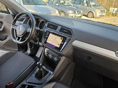 Volkswagen Tiguan 2019 - 24500 EUR, 49800 km - AUTO.MOTO.pt - 49800km - foto 17 de 17