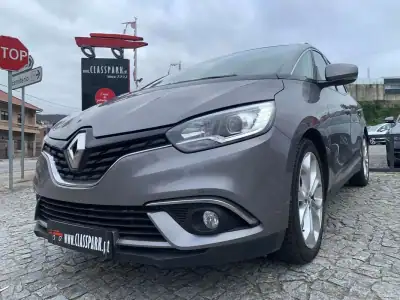Renault Grand Scénic 2017 - 14900 EUR, 171000 km - AUTO.MOTO.pt - 171000km - foto 13 de 14