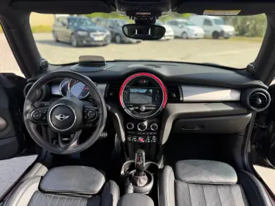 MINI John Cooper Works 2018 - 27900 EUR, 51250 km - AUTO.MOTO.pt - 51250km - foto 16 de 28