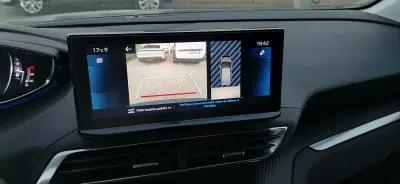 Peugeot 3008 2021 - 21900 EUR, 42000 km - AUTO.MOTO.pt - 42000km - foto 5 de 12